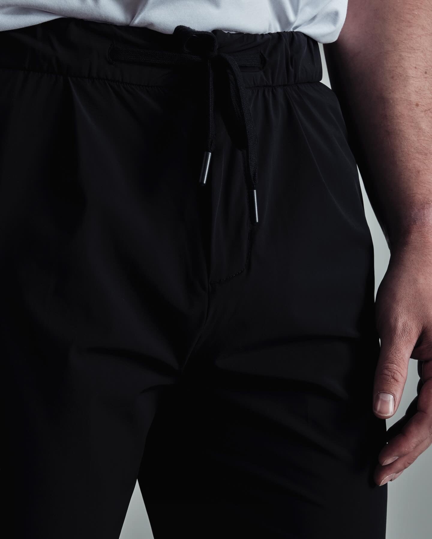 Black - Lightweight tech trousers